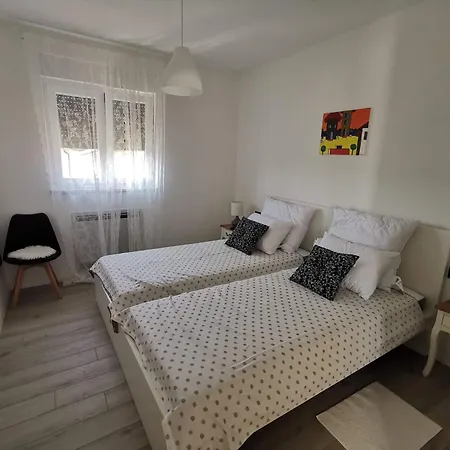 Apartman Ana *