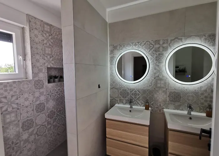 Ana Apartment *
