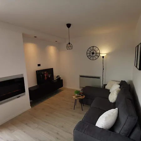 Ana Apartamento